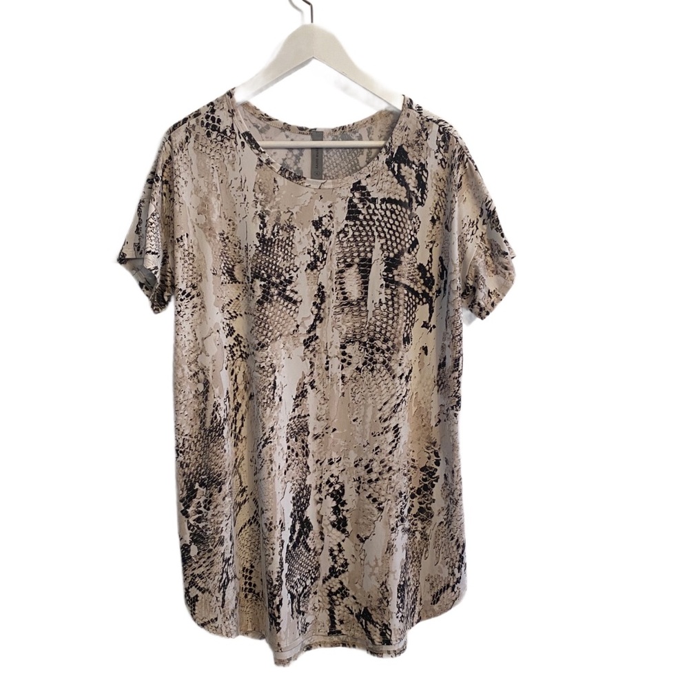 Honeyme Curvy Relaxed Short Sleeve Tee XL